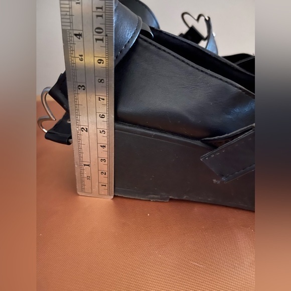 Mary Jane Crybaby Heart Buckle Lolita Doll Platforms GUC size 6.5 - Picture 4 of 7